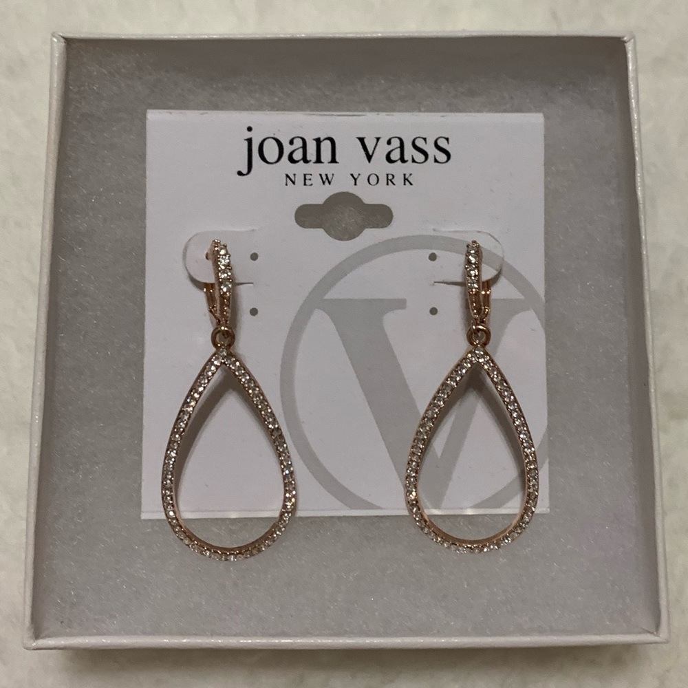 Gold dangling earrings